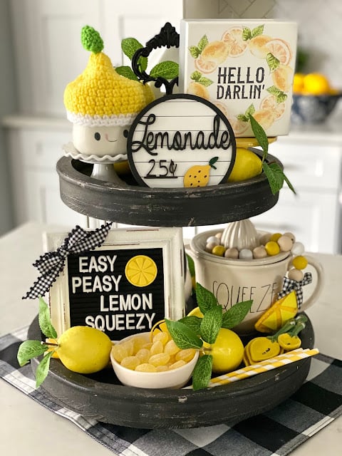 this image explains about the versatility of lemon decor